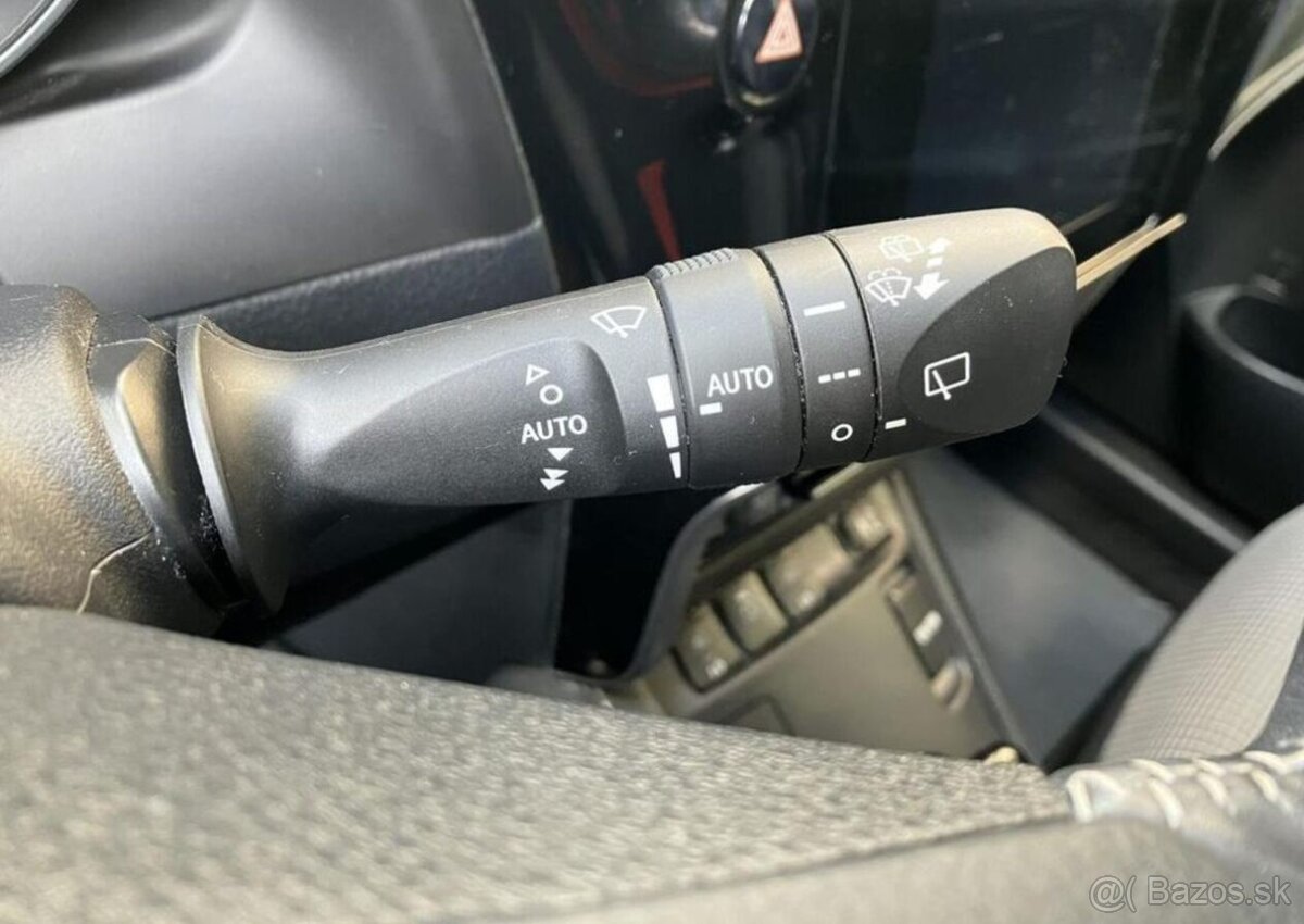 Toyota Auris 1.8-AUTOMAT-NAVI-KAMERA - 20