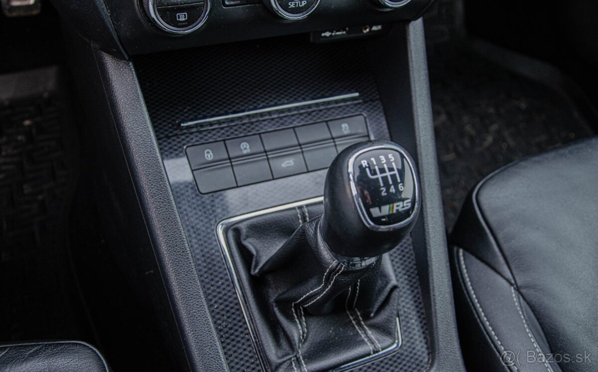 Škoda Octavia Combi 2.0 TDI RS - 20