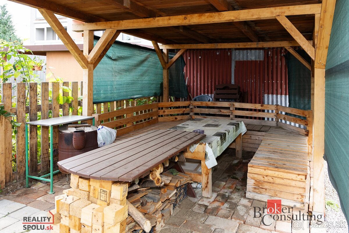 Predaj veľkého 2izb bytu s predzáhradkou - Galanta - 20