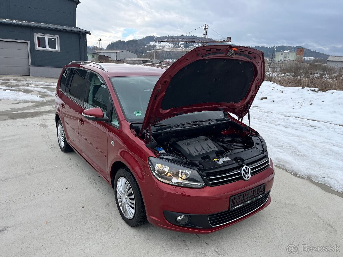 VW Touran 2.0TDI 7miest,Ťažné,Servis VW - 20