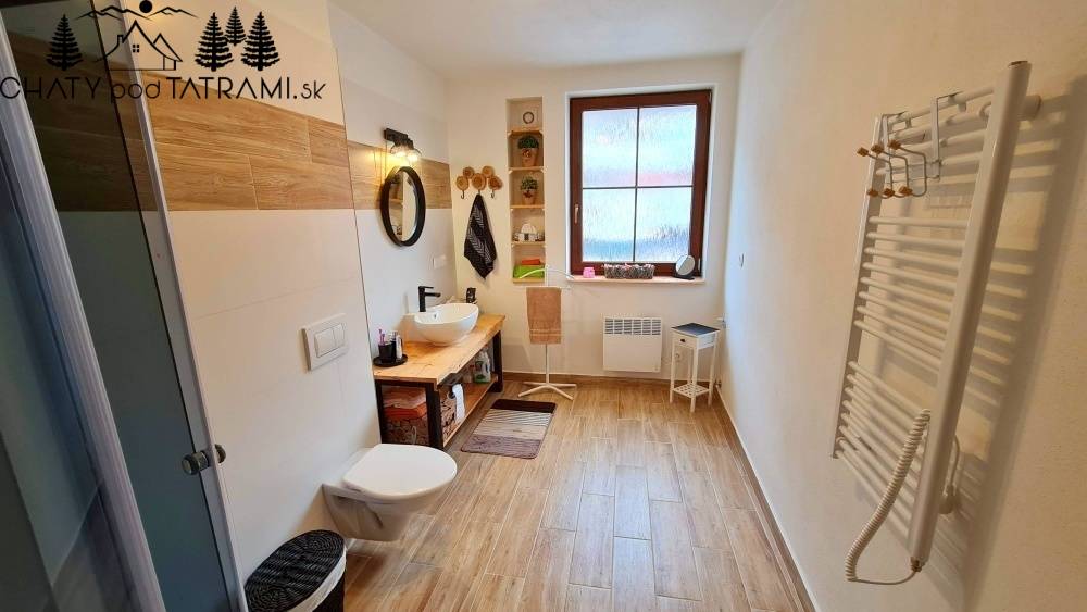 ZNÍŽENÁ CENA Veľkorysý 6i dom Nízke Tatry - 20