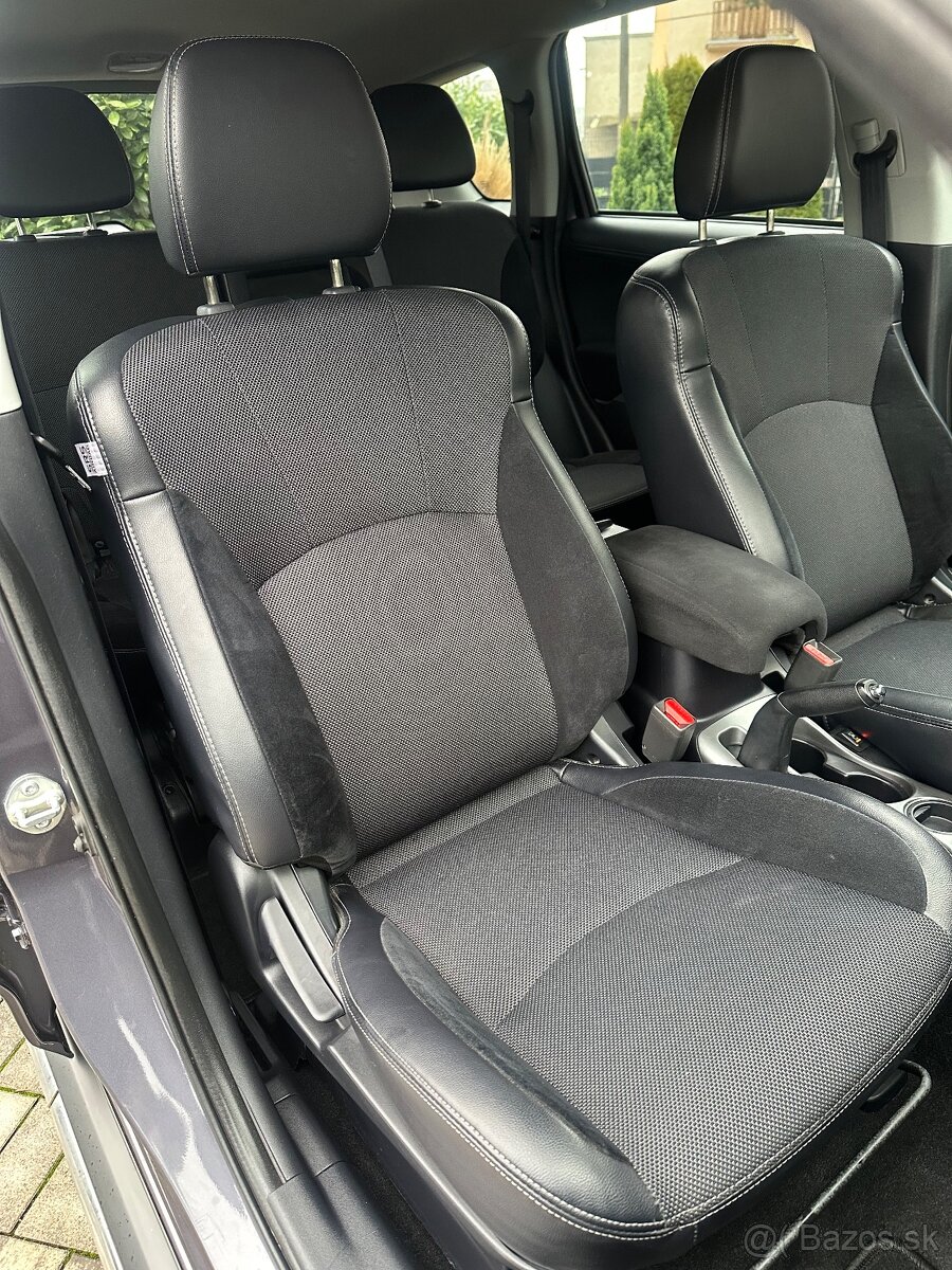 Mitsubishi Outlander 2.2 DI-D 130kw 2012 Klima BI-XENON PDC - 20