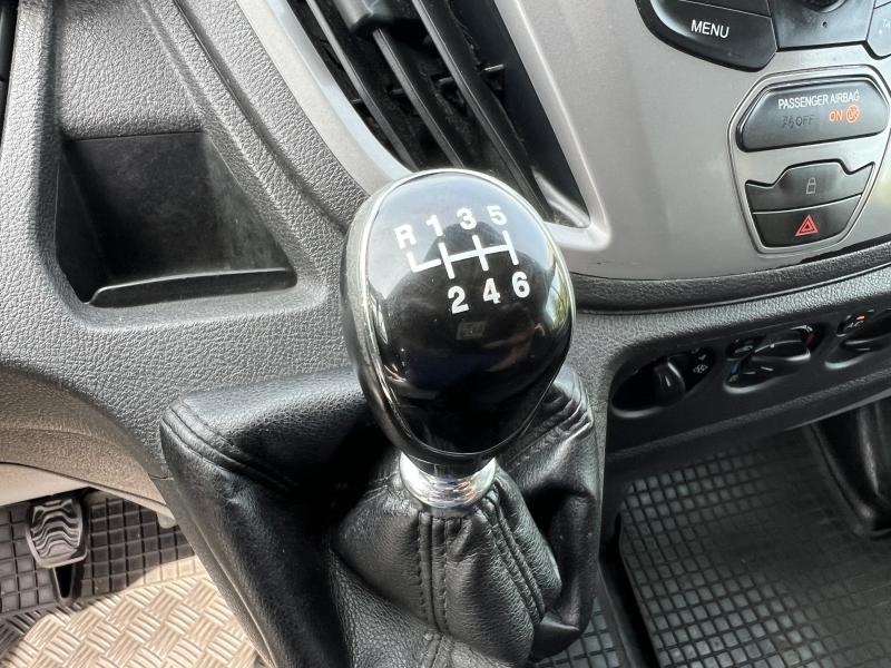 Prodám Ford Transit 2.2TDCi. 92kw.L3H2. 7 míst. - 20