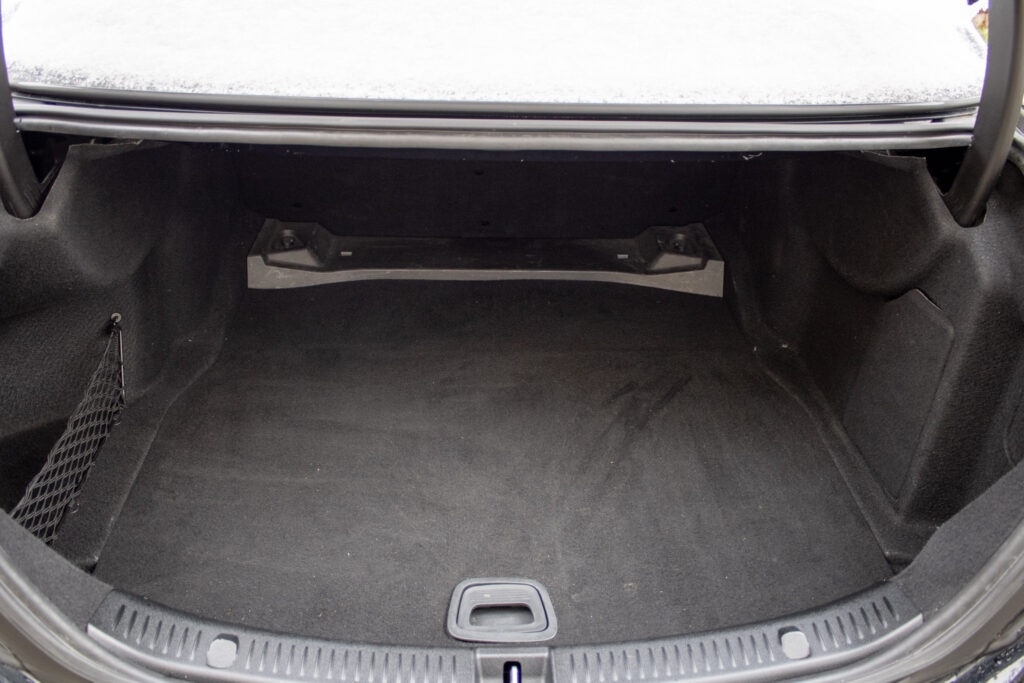 Mercedes Benz E220d - 20