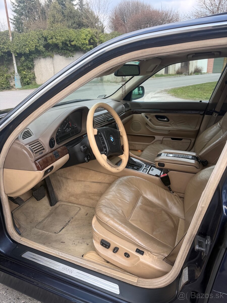 Bmw e38 750iL - 20