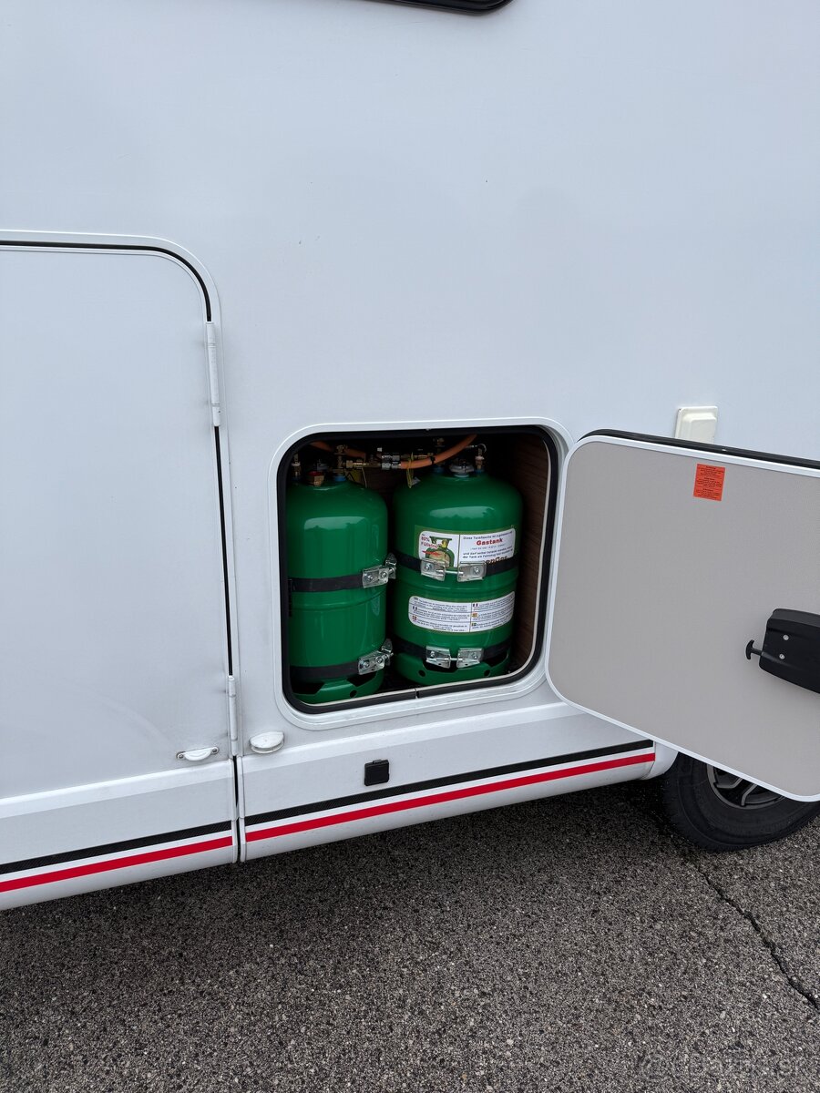 Knaus Live I 700 MEG - 20