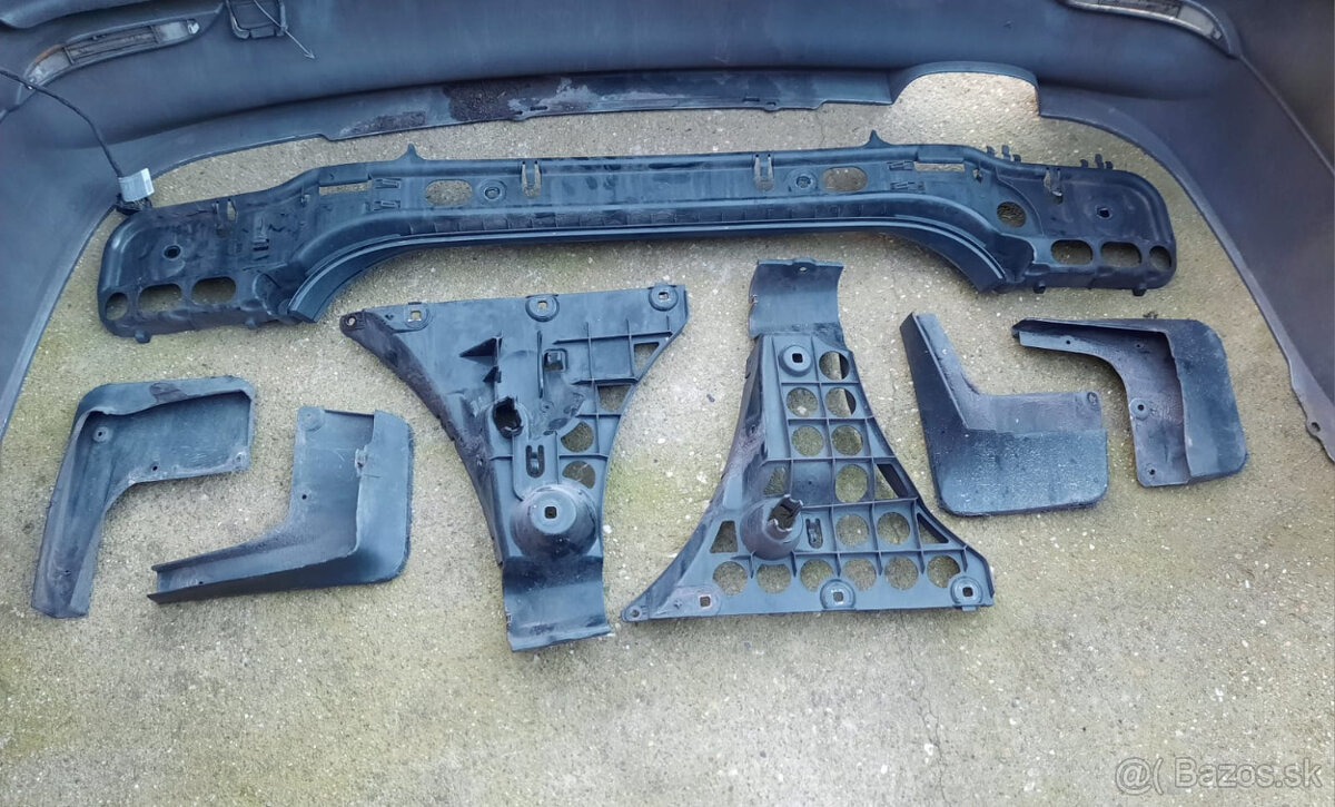 kufor, nárazník BMW E60, E61 - a08/7 silbergrau metalic - 20