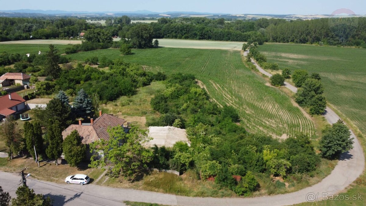 3-izbový RD na 34-árovom pozemku v Šarovciach - 20