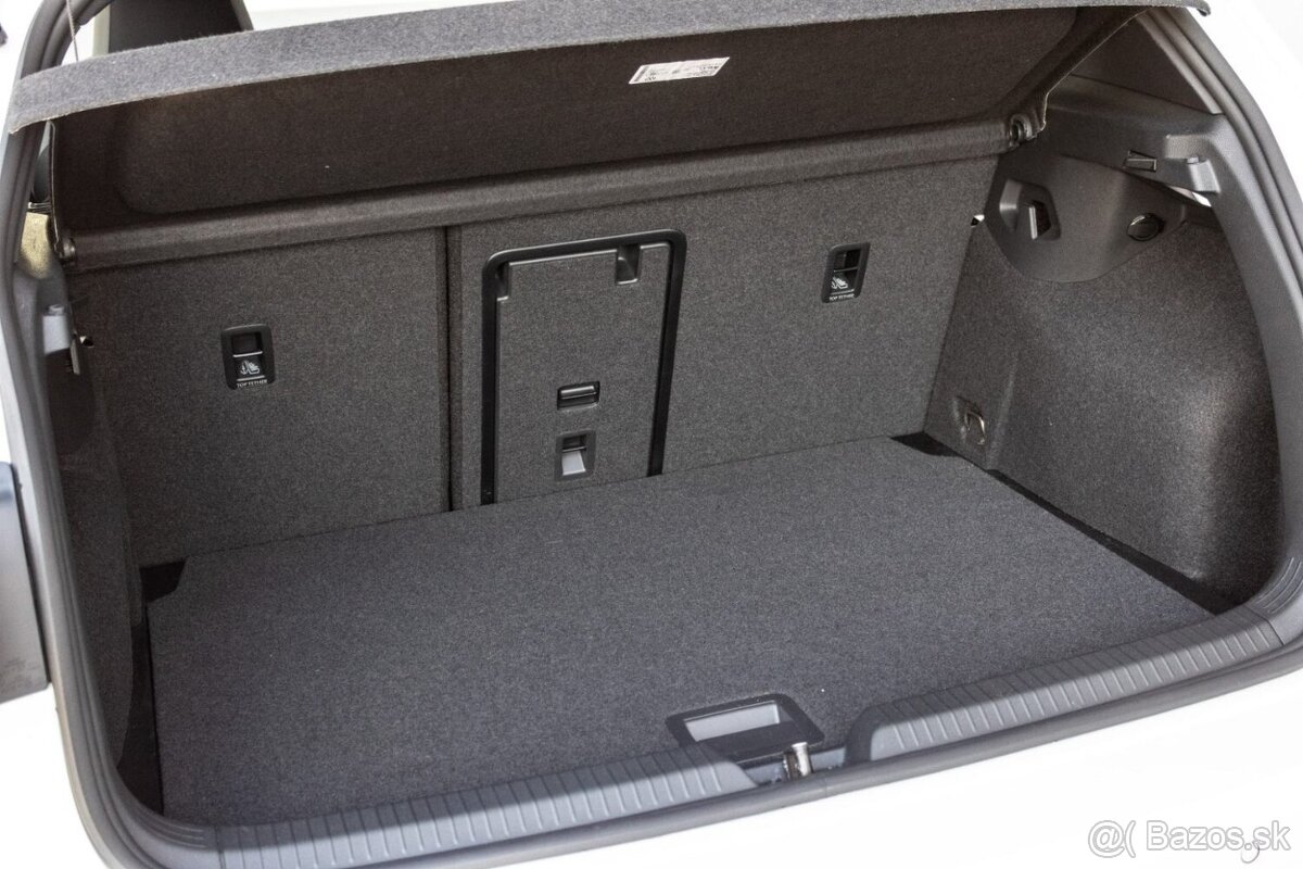 Volkswagen Golf 1.5 TSI ACT 150k R-Line - 20