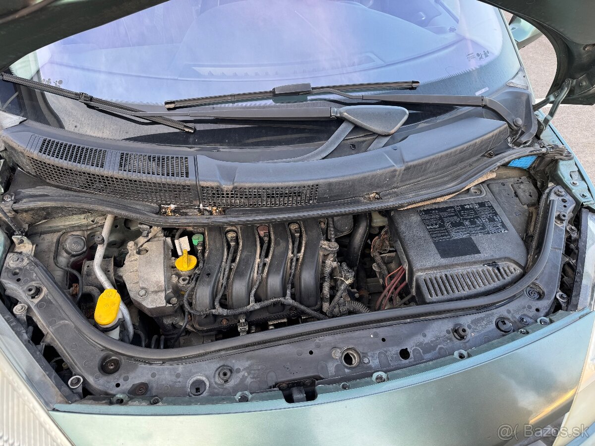 Renault Mégane Scénic 1.6 16V - 20