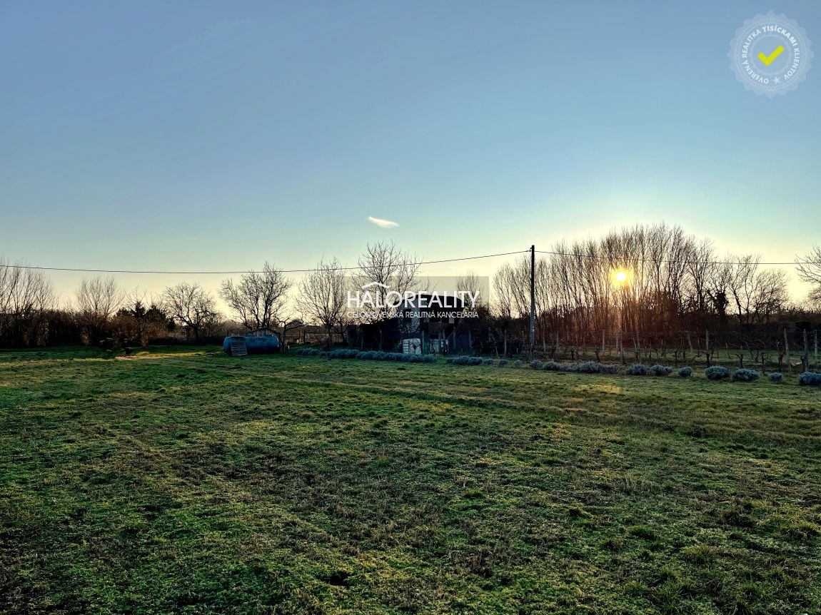 HALO reality - Predaj, chata Farná, s krásnym pozemkom, čias - 20