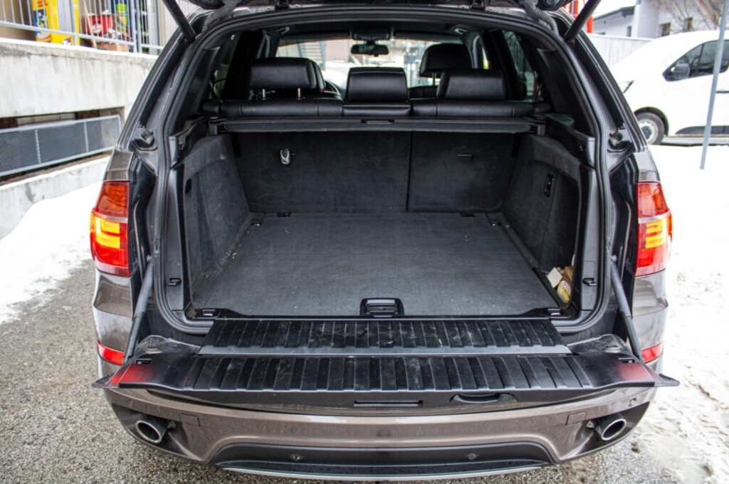 BMW X5 xDrive40d PO ROZVODOCH - 20