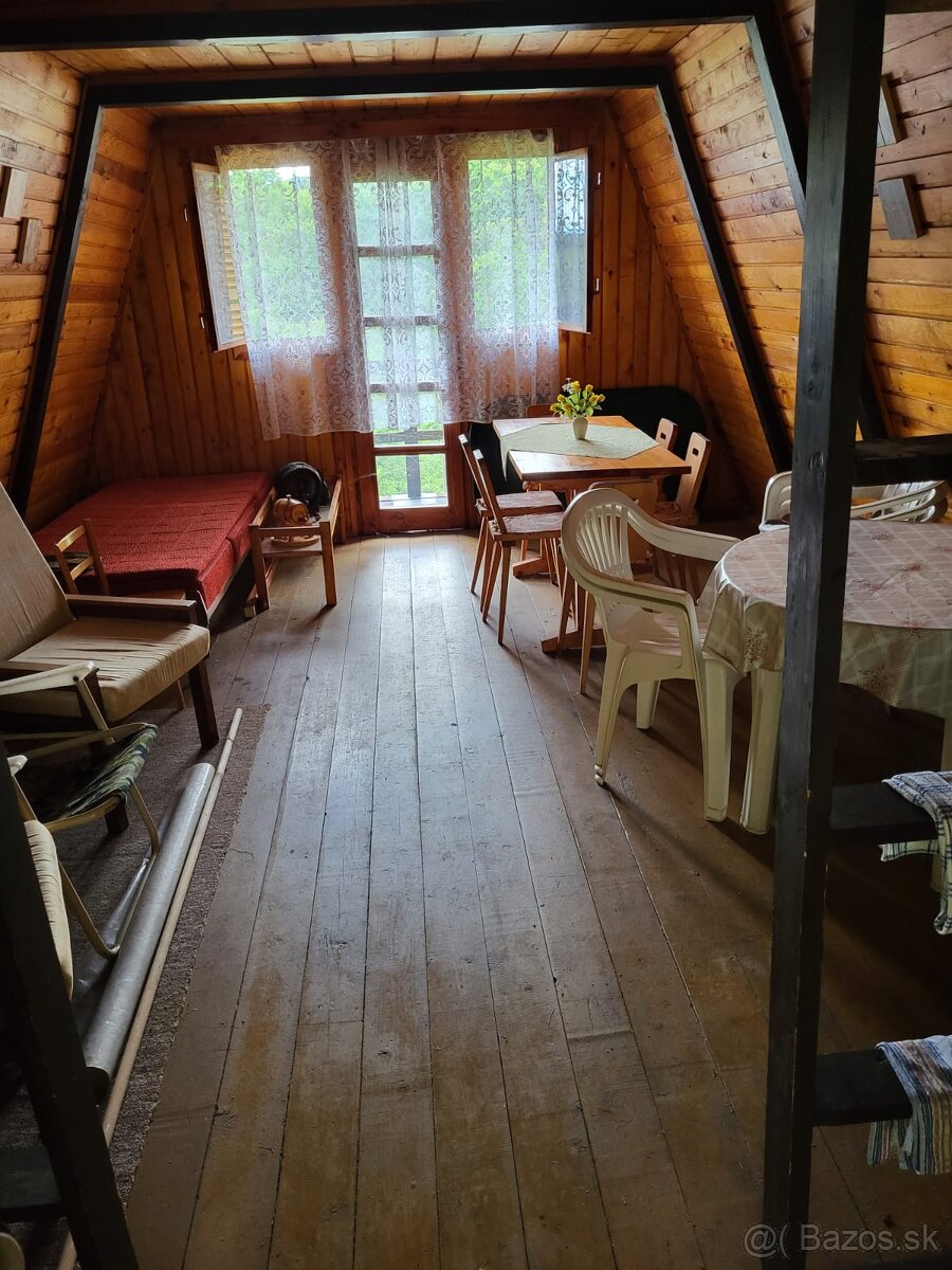 Viničný dom + vinica + ovocný sad, Čajkov, Štiavnické vrchy - 20