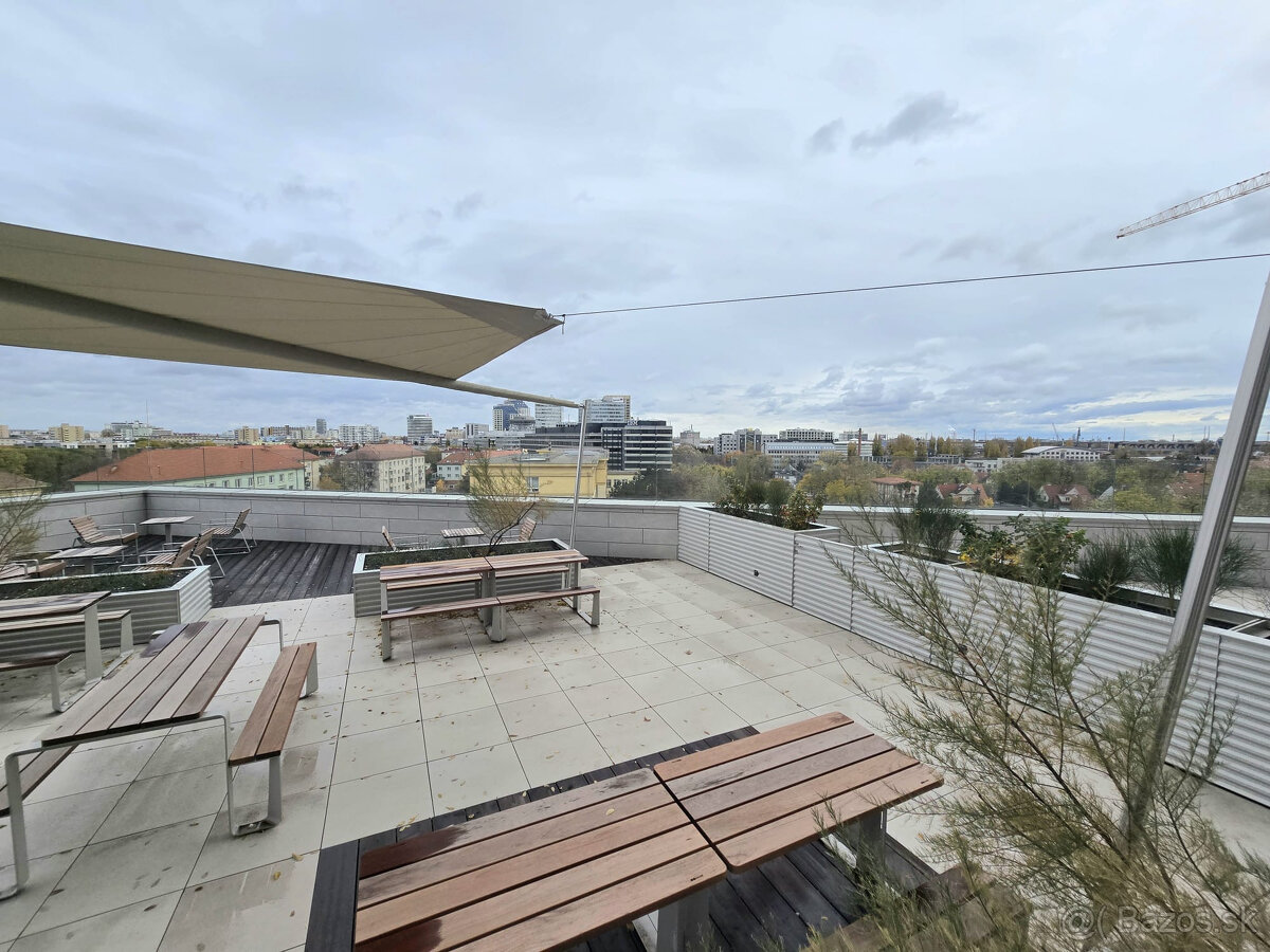 Kancelária s výhľadom na Downtown projekt ZWRIN - 20