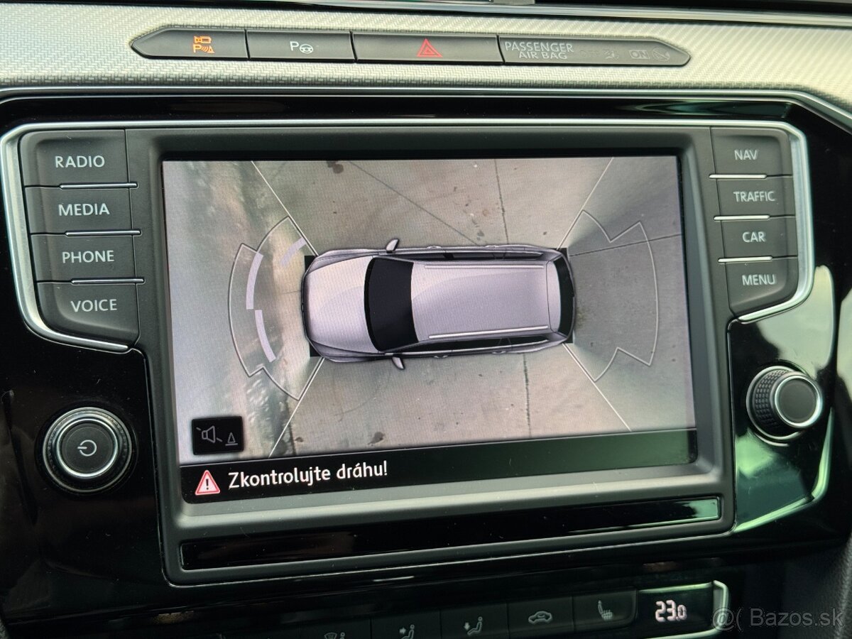 Volkswagen Passat Variant 2.0 BiTDI 240kBMT R-Line Highline - 20