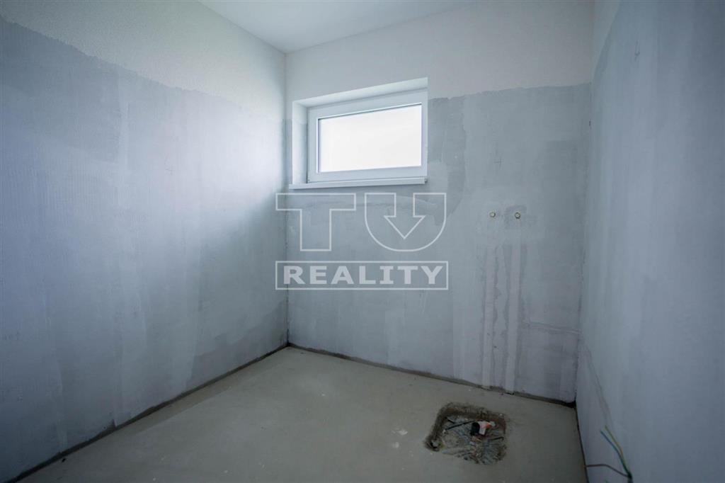 MODERNÝ 4 IZBOVÝ BUNGALOV PODLUŽANY - 20