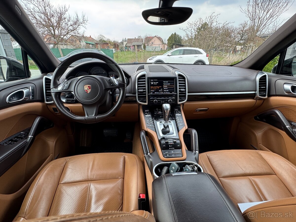 Porsche Cayenne - 20