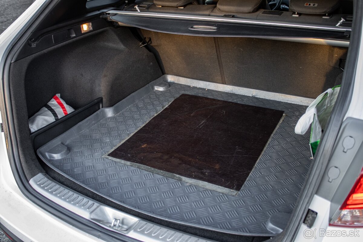 Hyundai i40 CW 1.7 CRDi A/T, 104kW - 20