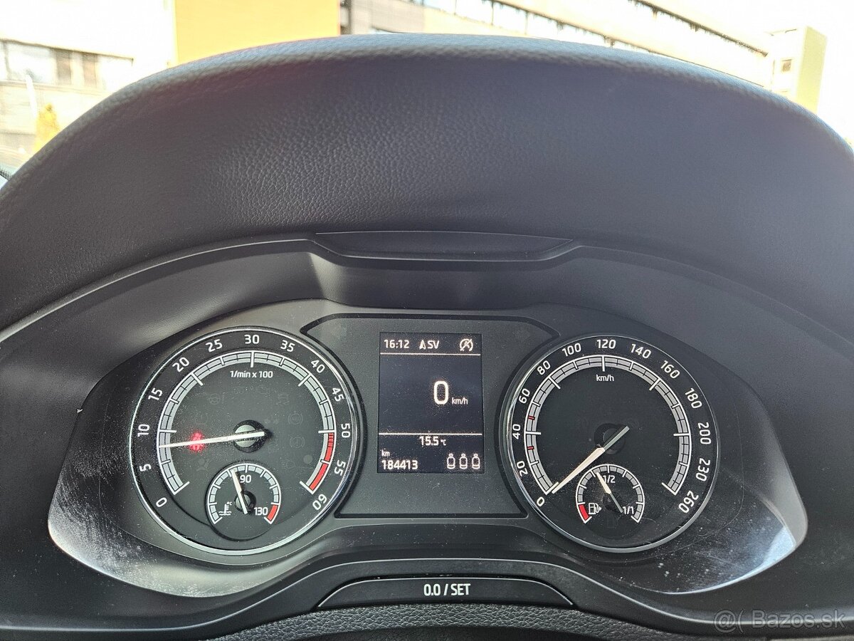 Škoda Karoq 1.6 TDI Style - 20