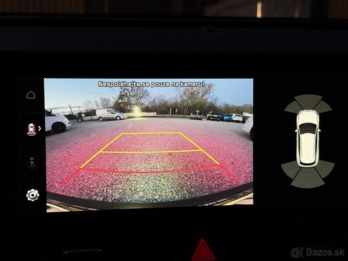 Kia Sportage 1.6 T-GDI Gold Kamera, LED, 1.majiteľ - 20