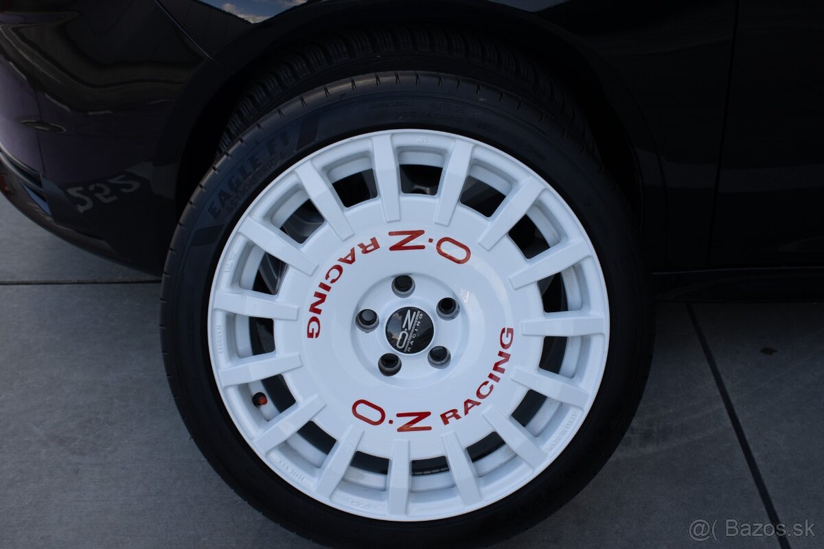 Ford Focus 2.0 EcoBoost SCTi ST R - 20