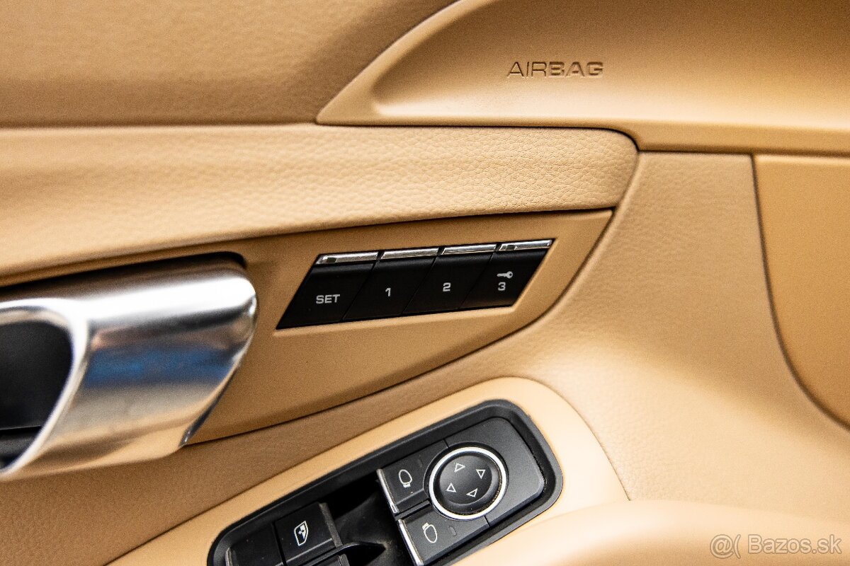 REZERVOVANÉ-Porsche Cayman PDK CHRONO - 20