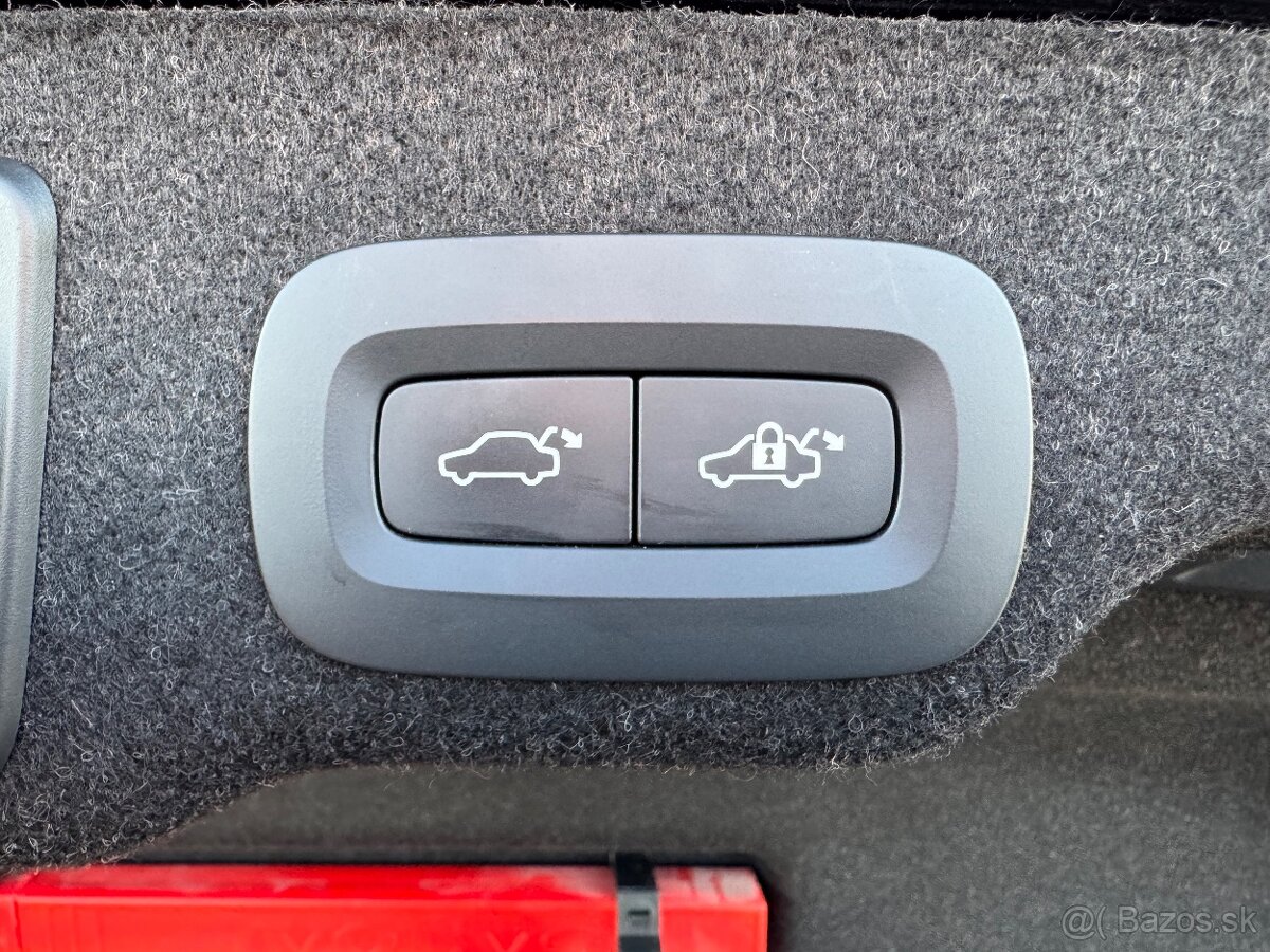 Volvo S90 B5 AWD Diesel Plus Dark 360 kamera - 20