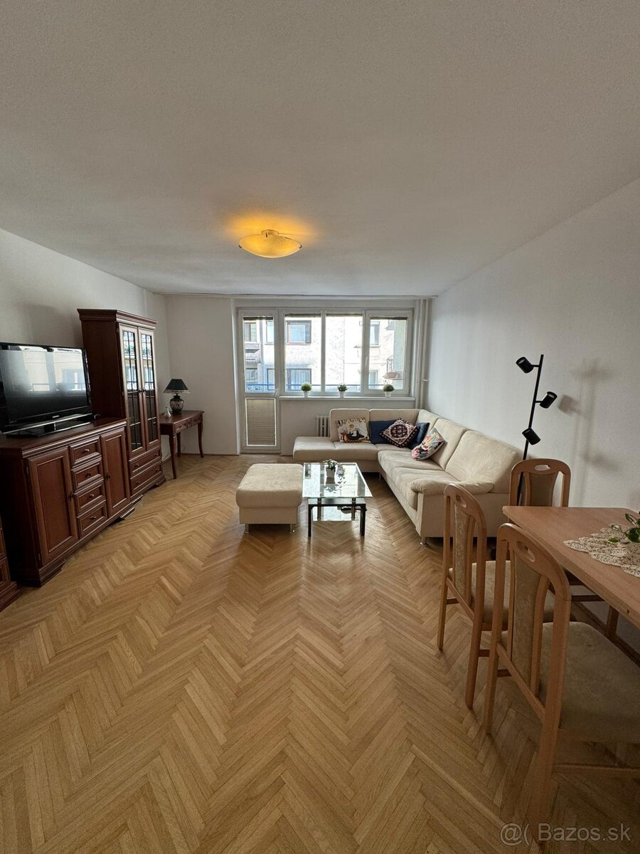 3 izb. byt, MEDENÁ ul. - 20