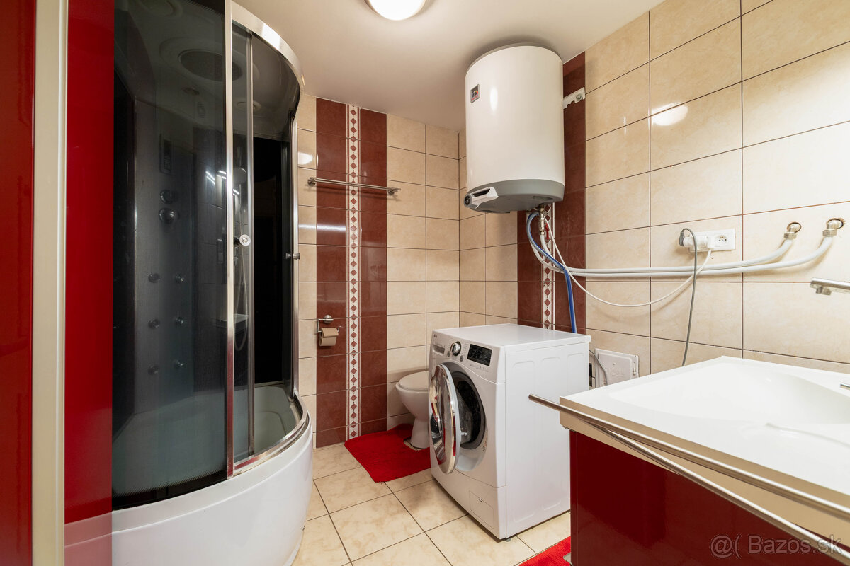 Na predaj 3-izbový byt s terasou, predzáhradkou a parkovacím - 20