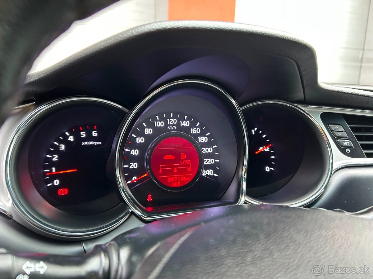 Kia Ceed SW 1.6 CRDi - 20