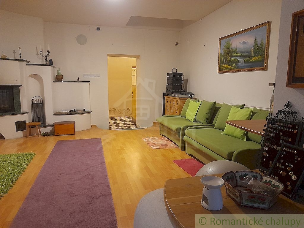 Kamenný dom neďaleko Banskej Štiavnice s cca 70-árovým poz - 20