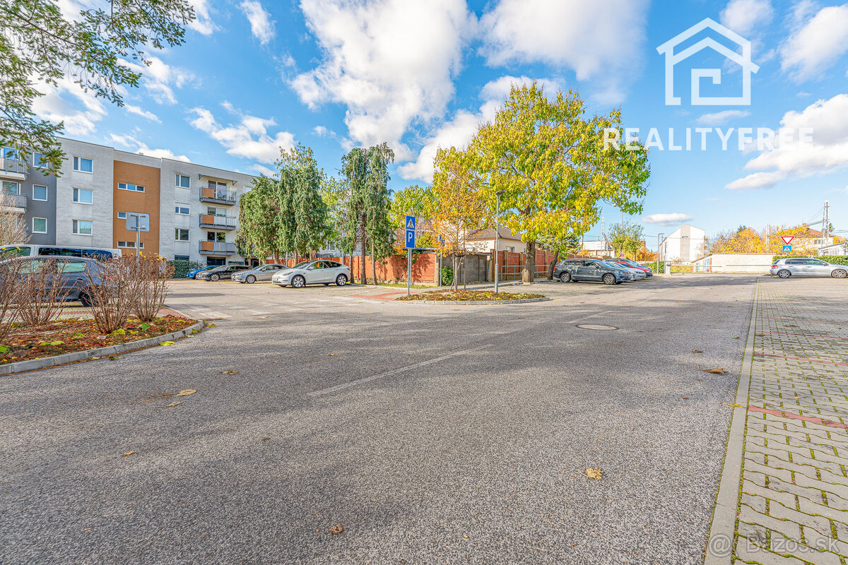 Na predaj 2,5-izbový byt s balkónom – Pezinok, Mahulanka - 20