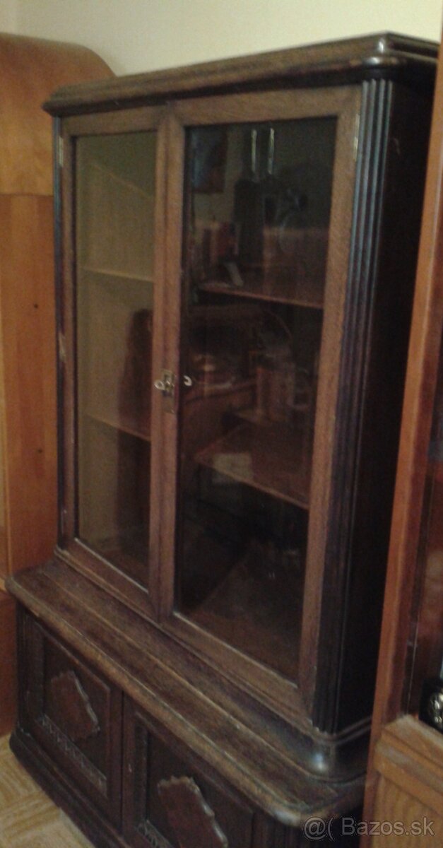 Stary retro nabytok - 20