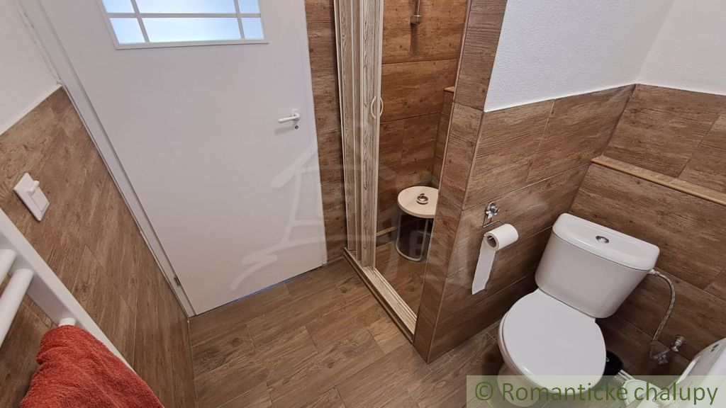 Rodinný dom v Tribečskom pohorí v obci Zlatno na predaj - 20