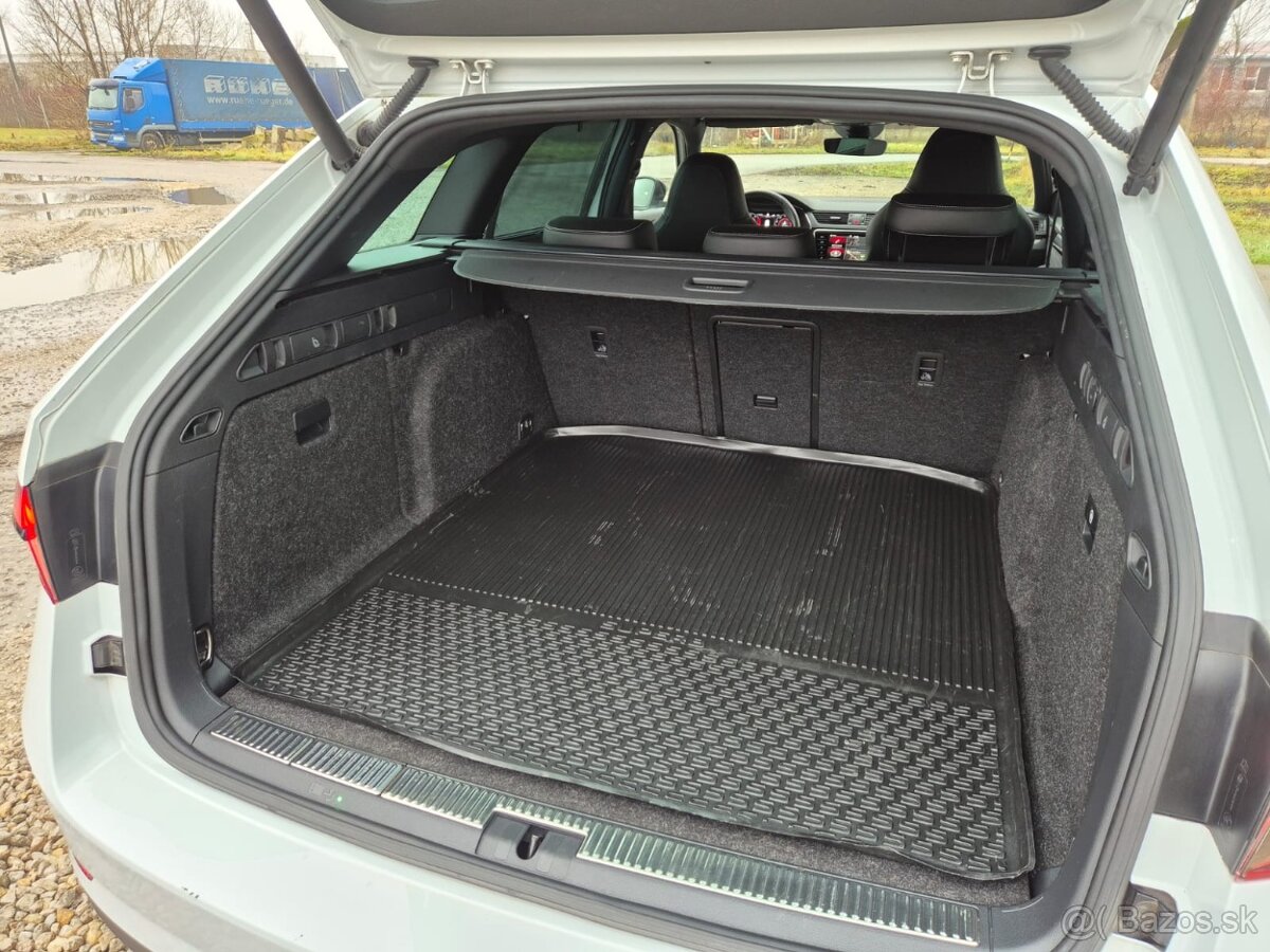 Škoda Superb Combi Sportline 2.0 TDI EVO 110kW DSG7 - 20