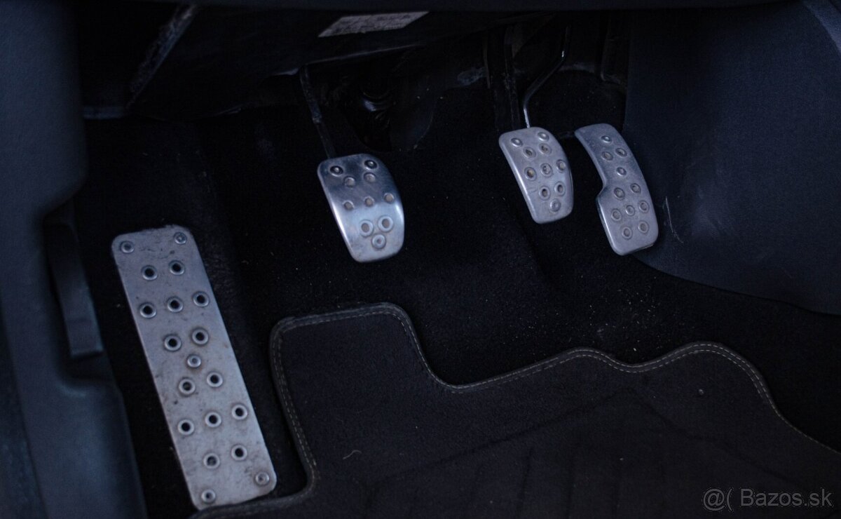 Renault Clio RS 2.0i 16V - 20