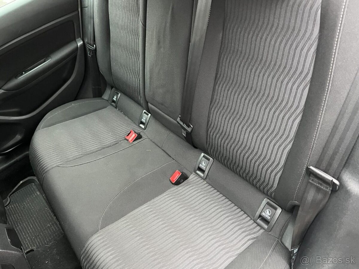 Peugeot 308 1.2 - 20