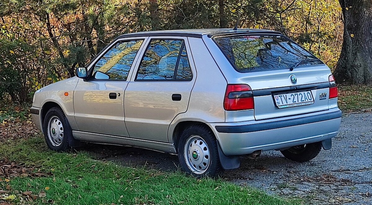 ☎️ FELICIA - 26.000 km - TOP STAV ☎️ - 20