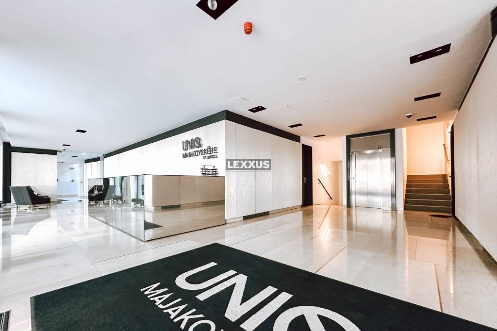 UNIQ-átny veľkometrážny 5iz byt s nádhernou záhradou v Horsk - 20