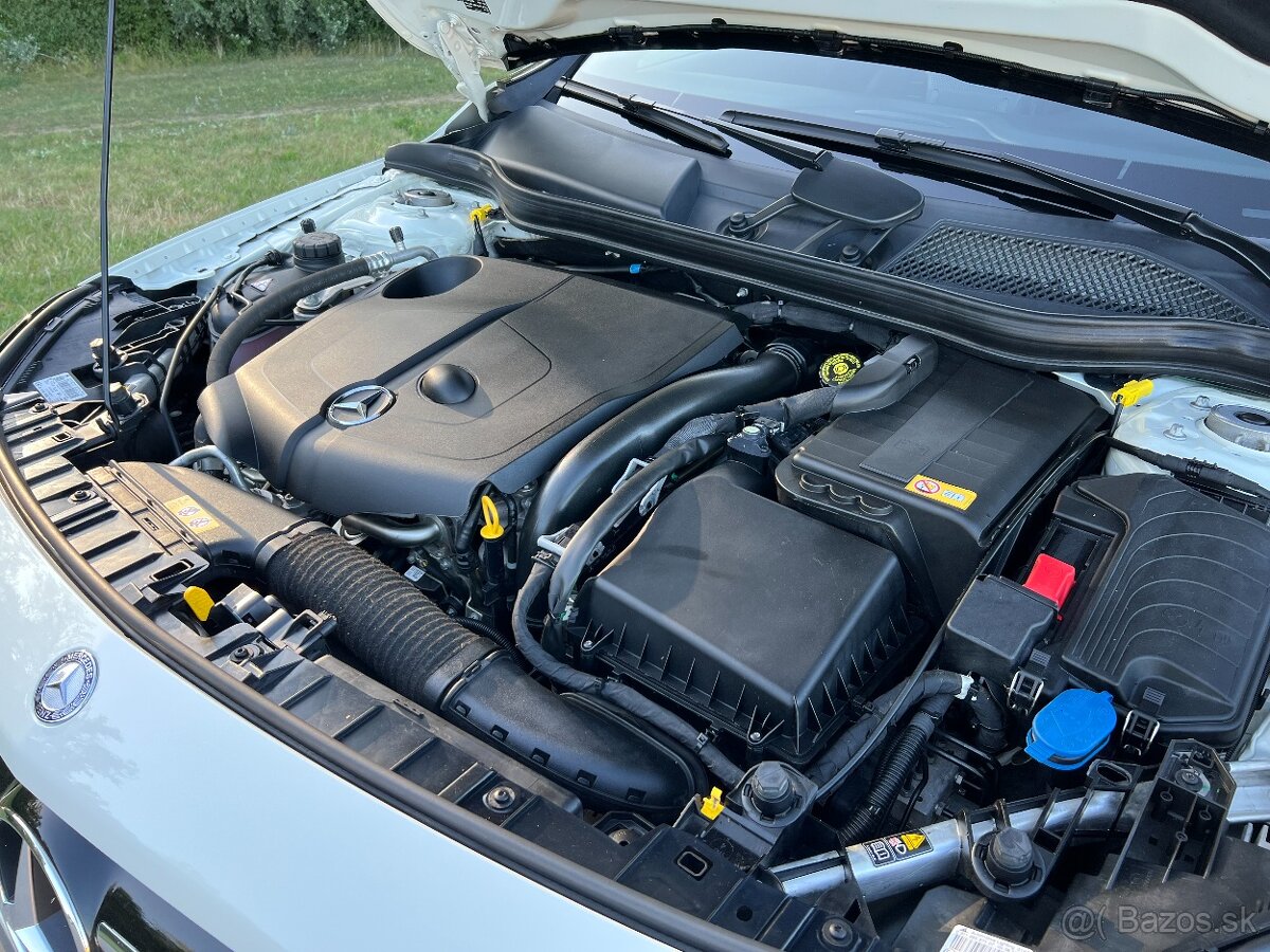 Mercedes-Benz GLA 200 CDI / 1. majiteľ / garážované - 20