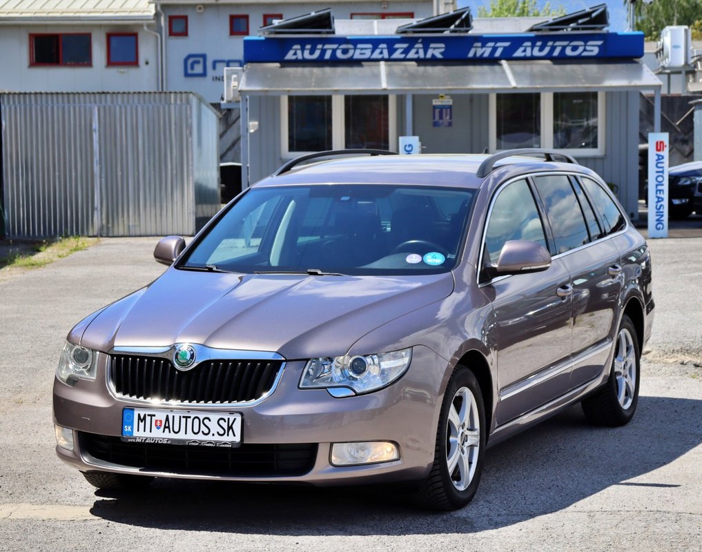 Škoda Superb 1.4 Tsi Comfortline - 20