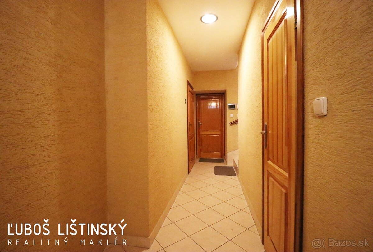 ZNÍŽENA CENA Rodinného domu na Velickom námestí, Poprad - 20