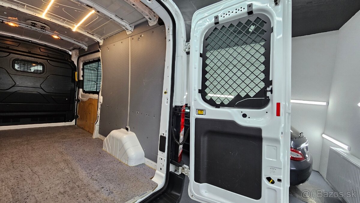 Ford Transit 2.0 TDCi Ambiente L3H2 T330 FWD 2018 - 20