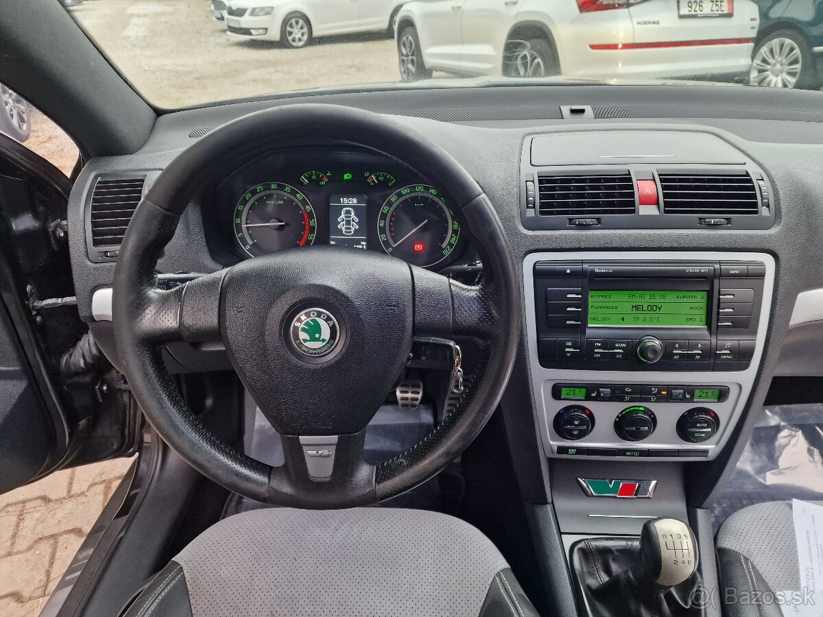 Škoda Octavia Combi II 2.0 TDI RS 170k M6 (diesel) - 20