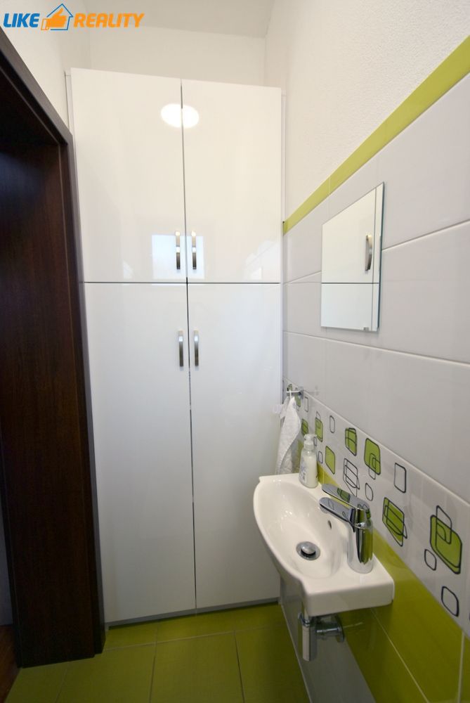 Rodinný dom s bazénom a altánkom Martin- Priekopa - 20