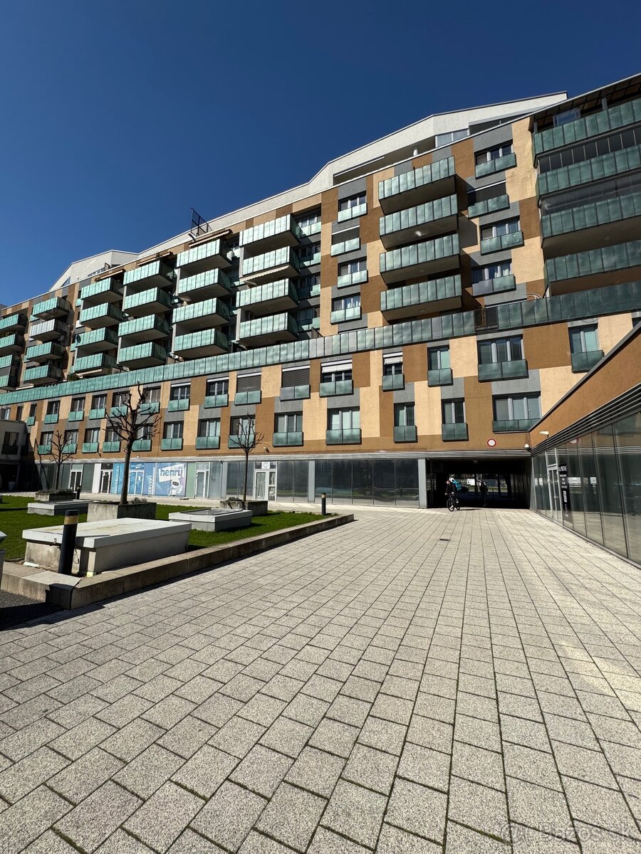 Nadštandardné kancelárske priestory Trnavská cesta - 20