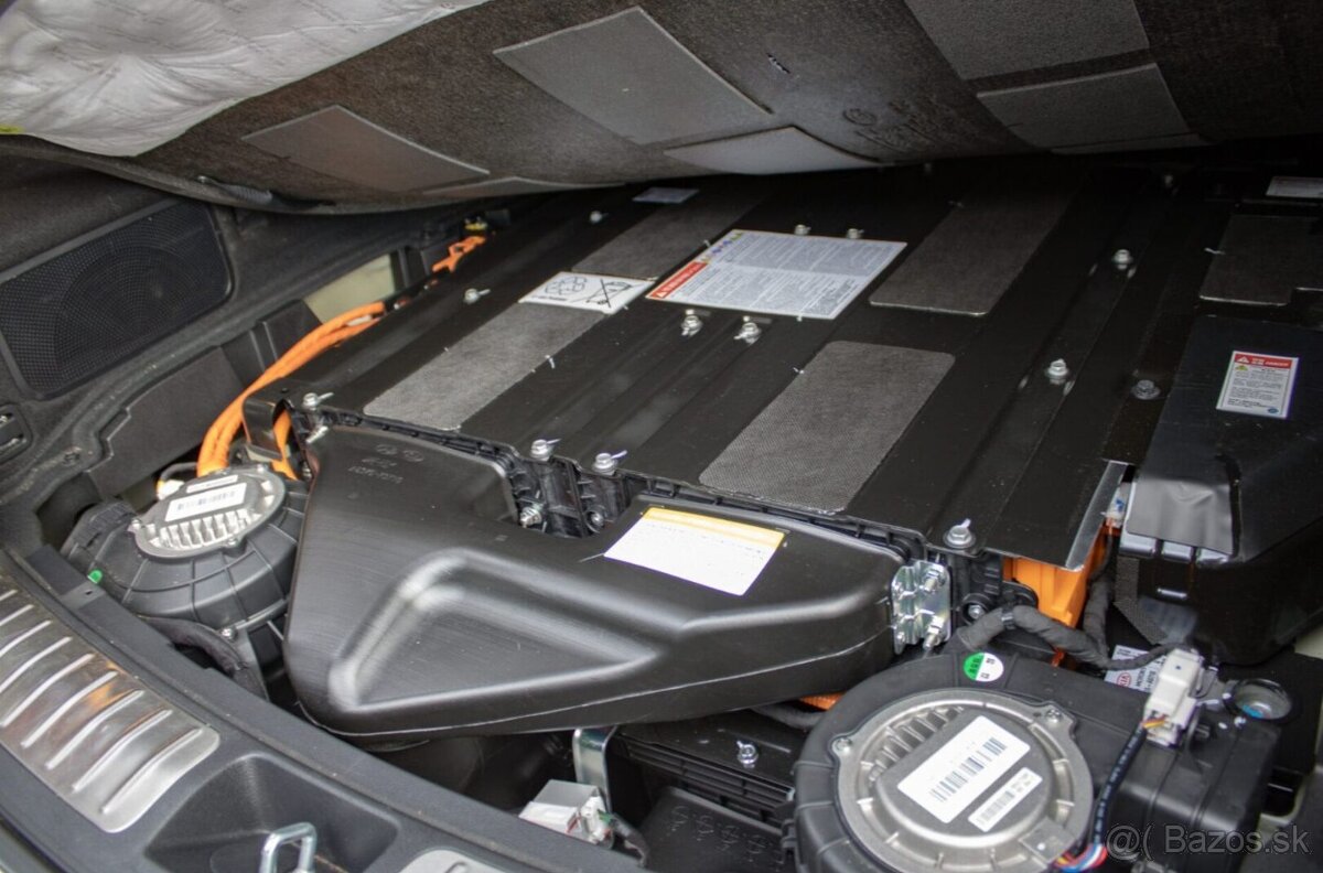 KIA Optima Sportswagon 2.0 GDI PHEV - 20