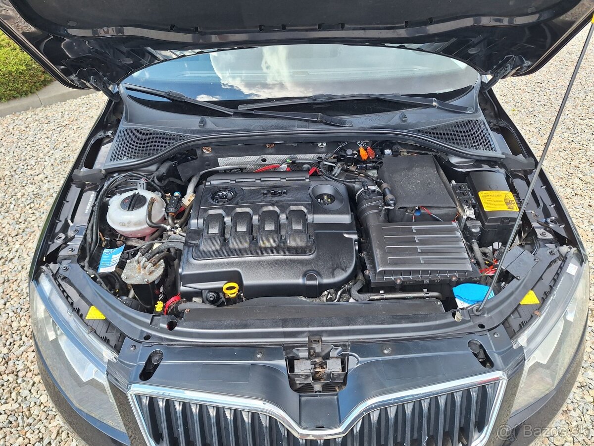 Škoda Octavia Combi 2.0TDi DSG - 20