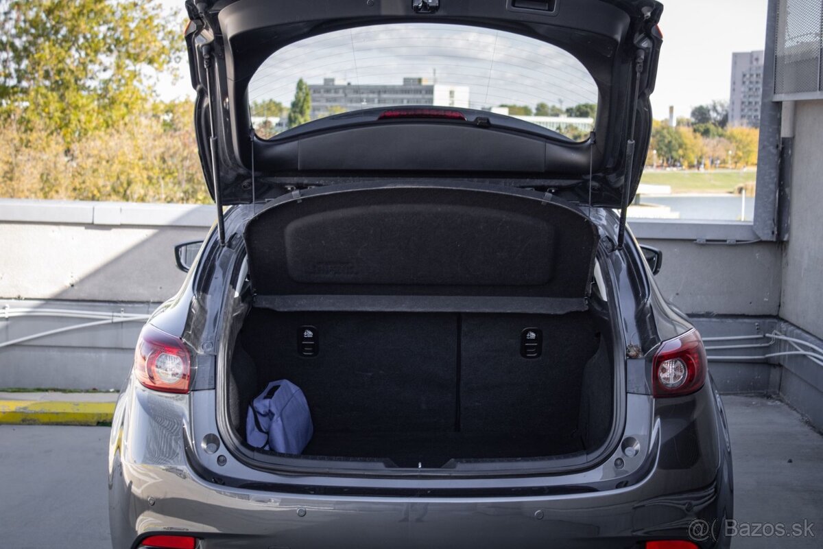 Mazda 3 2.0 Skyactiv -G120 Revolutionn - 20