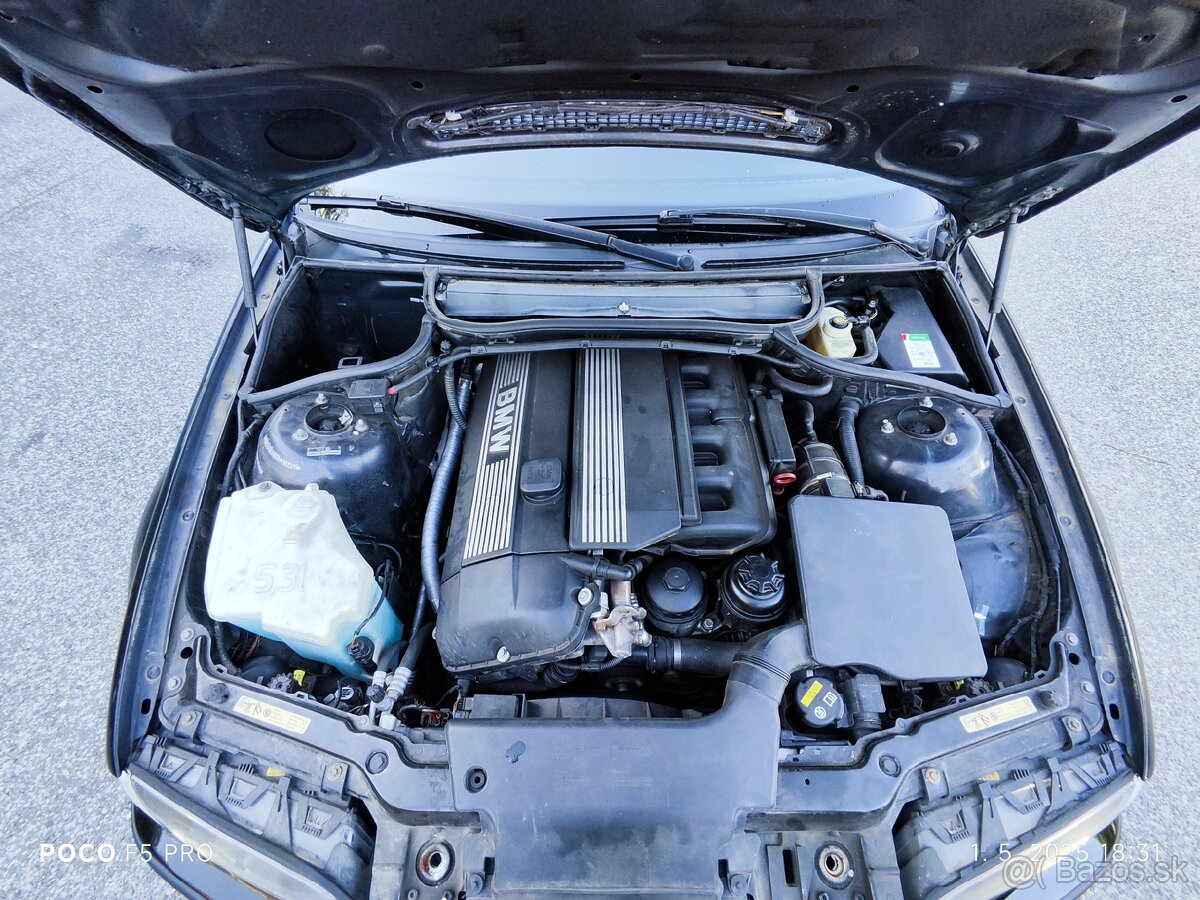 BMW E46 325i Touring - 20